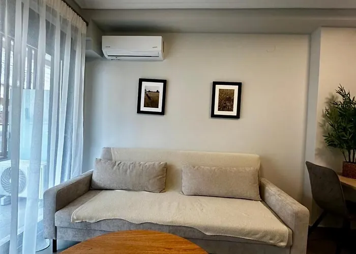 Warm Corner *